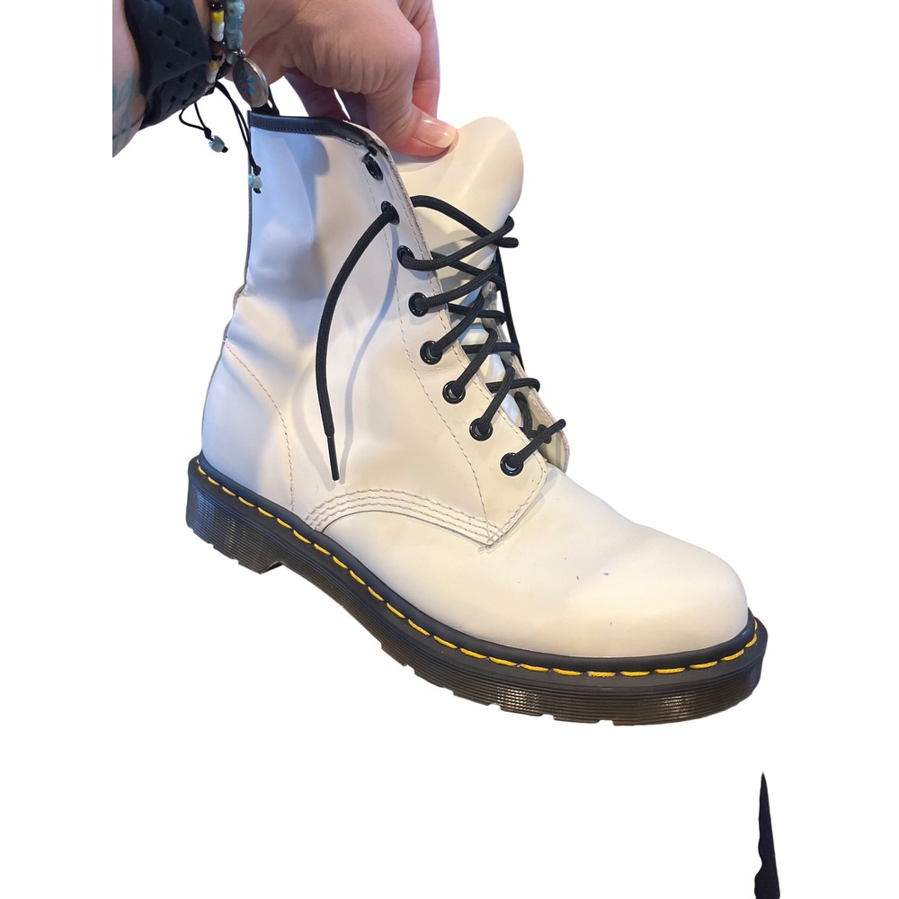 Dr. Martens 1460 White Leather Ankle Boots Women's Size 10 Iconic Style